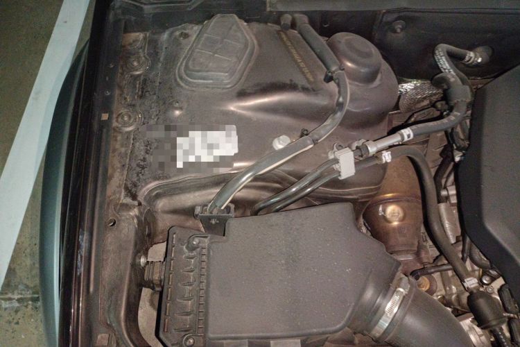 Used Audi A4 2014 40 TFSI allroad quattro plus version Engine Bay Right