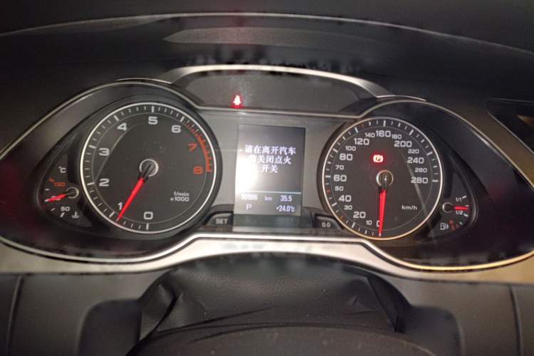 Used Audi A4 2014 40 TFSI allroad quattro plus version Instrument Cluster