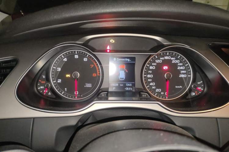 Used Audi A4 2014 40 TFSI allroad quattro plus version Instrument Cluster