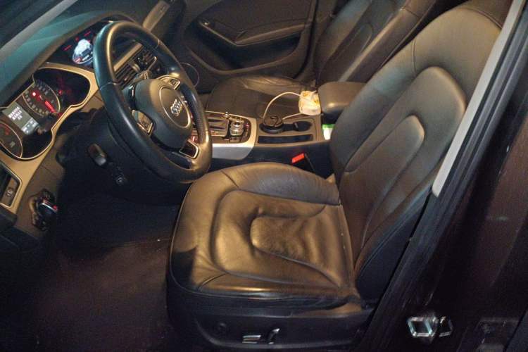 Used Audi A4 2014 40 TFSI allroad quattro plus version Left Front Seat