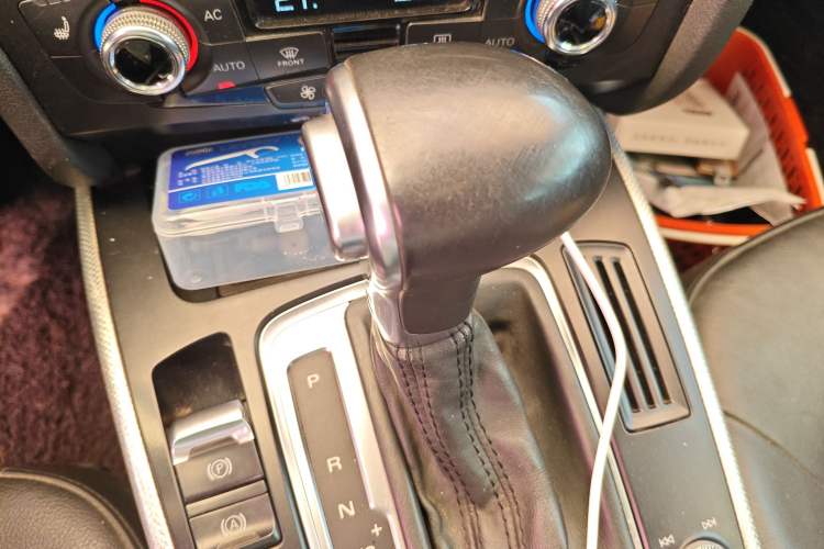 Used Audi A4 2014 40 TFSI allroad quattro Gear Lever