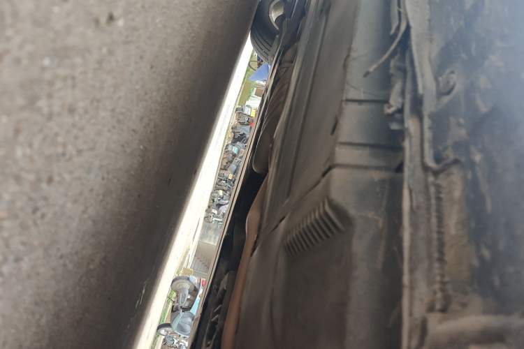 Used Audi A4 2014 40 TFSI allroad quattro plus version Chassis Front Right