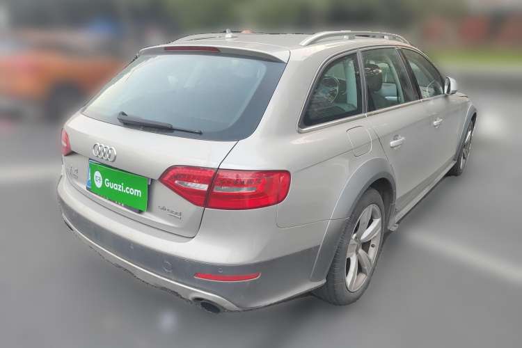 Used Audi A4 2014 40 TFSI allroad quattro plus version Rear Right 45 Deg