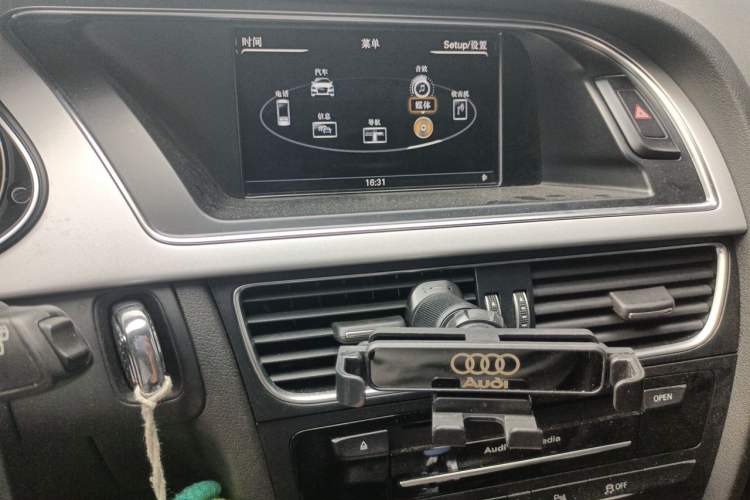 Used Audi A4 2014 40 TFSI allroad quattro plus version Audio And AC Panel