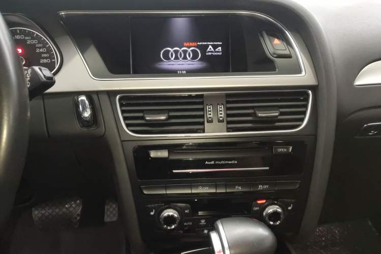 Used Audi A4 2014 40 TFSI allroad quattro plus version Audio And AC Panel