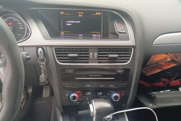 Used Audi A4 2014 40 TFSI allroad quattro plus version Audio And AC Panel