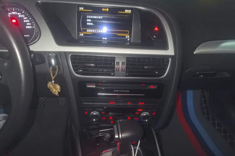 Used Audi A4 2014 40 TFSI allroad quattro plus version Audio And AC Panel