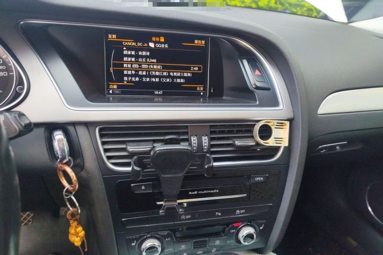 Used Audi A4 2014 40 TFSI allroad quattro plus version Audio And AC Panel