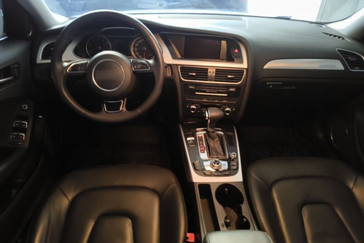 Used Audi A4 2014 40 TFSI allroad quattro plus version Center Console