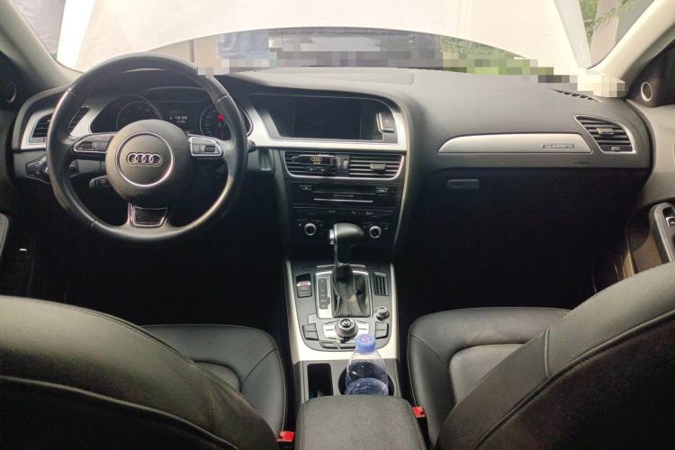 Used Audi A4 2014 40 TFSI allroad quattro plus version Center Console