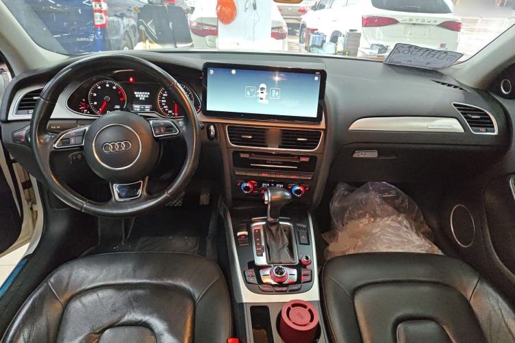 Used Audi A4 2014 40 TFSI allroad quattro plus version Center Console