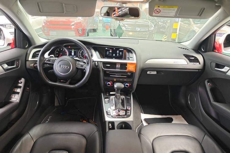 Used Audi A4 2014 40 TFSI allroad quattro plus version Center Console