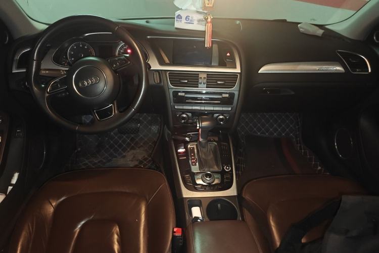 Used Audi A4 2014 40 TFSI allroad quattro Center Console