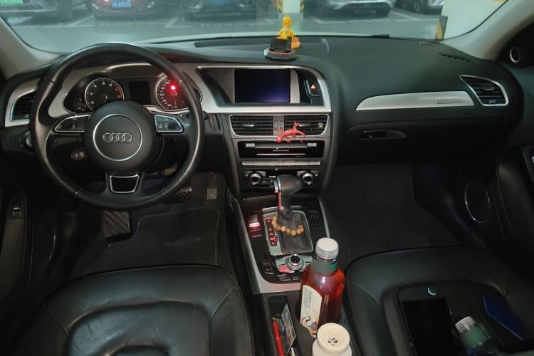 Used Audi A4 2014 40 TFSI allroad quattro plus version Center Console