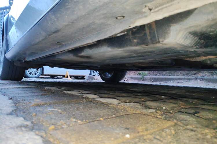 Used Audi A4 2014 40 TFSI allroad quattro plus version Chassis Front Right