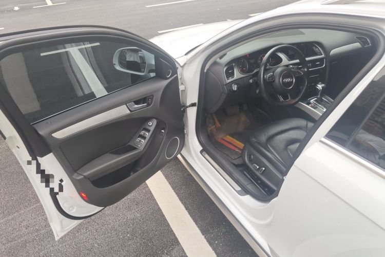 Used Audi A4 2014 40 TFSI allroad quattro plus version Driver Seat