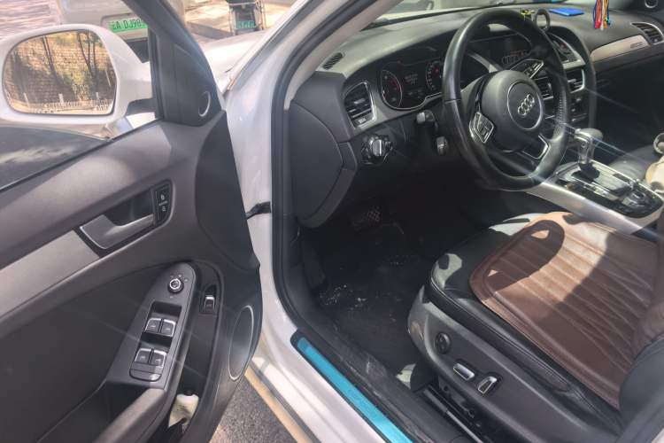 Used Audi A4 2014 40 TFSI allroad quattro plus version Driver Seat