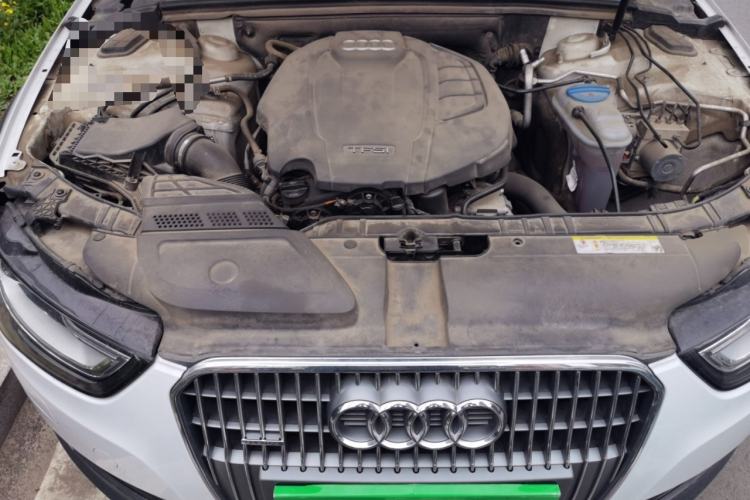 Used Audi A4 2014 40 TFSI allroad quattro plus version Engine Bay