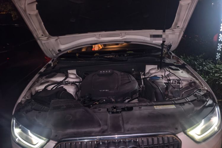 Used Audi A4 2014 40 TFSI allroad quattro plus version Engine Bay
