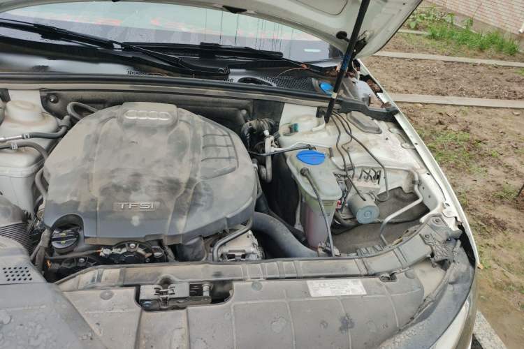 Used Audi A4 2014 40 TFSI allroad quattro plus version Engine Bay Left