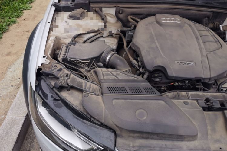 Used Audi A4 2014 40 TFSI allroad quattro plus version Engine Bay Right