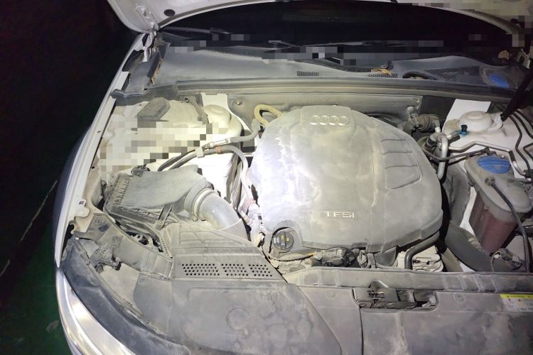 Used Audi A4 2014 40 TFSI allroad quattro plus version Engine Bay Right