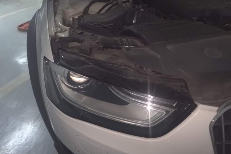 Used Audi A4 2014 40 TFSI allroad quattro plus version Engine Bay Right