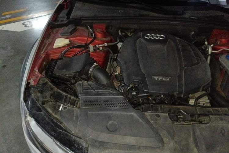 Used Audi A4 2014 40 TFSI allroad quattro plus version Engine Bay Right