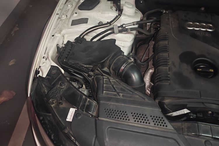 Used Audi A4 2014 40 TFSI allroad quattro Engine Bay Right