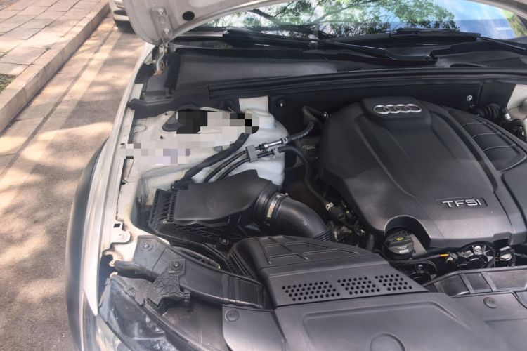 Used Audi A4 2014 40 TFSI allroad quattro plus version Engine Bay Right