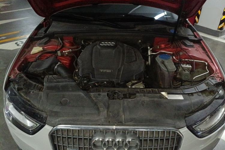 Used Audi A4 2014 40 TFSI allroad quattro plus version Engine Bay