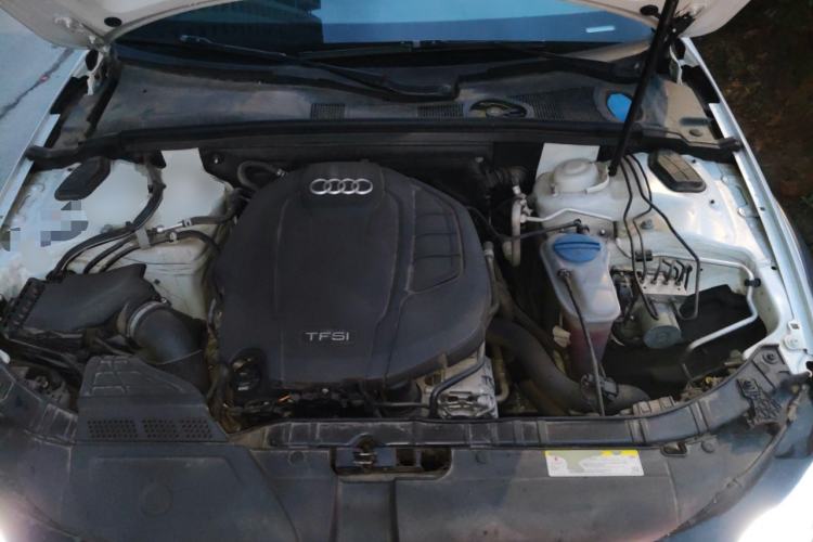 Used Audi A4 2014 40 TFSI allroad quattro plus version Engine Bay