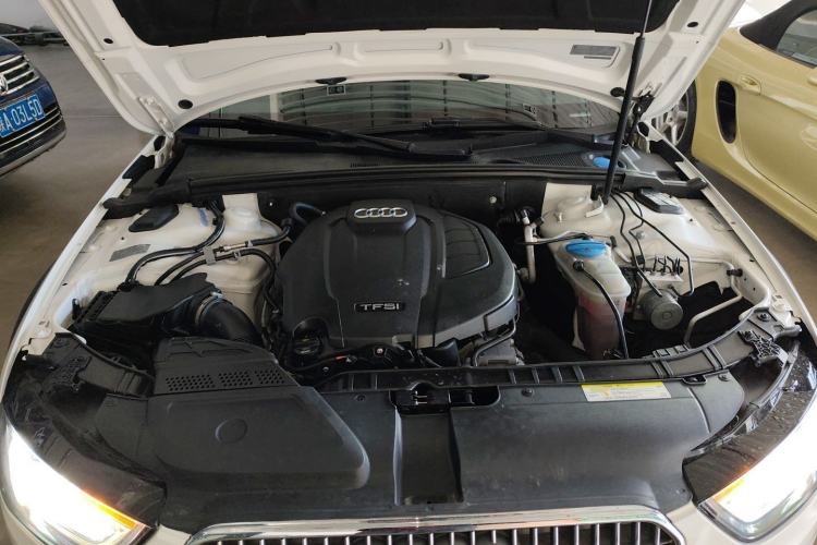 Used Audi A4 2014 40 TFSI allroad quattro plus version Engine Bay