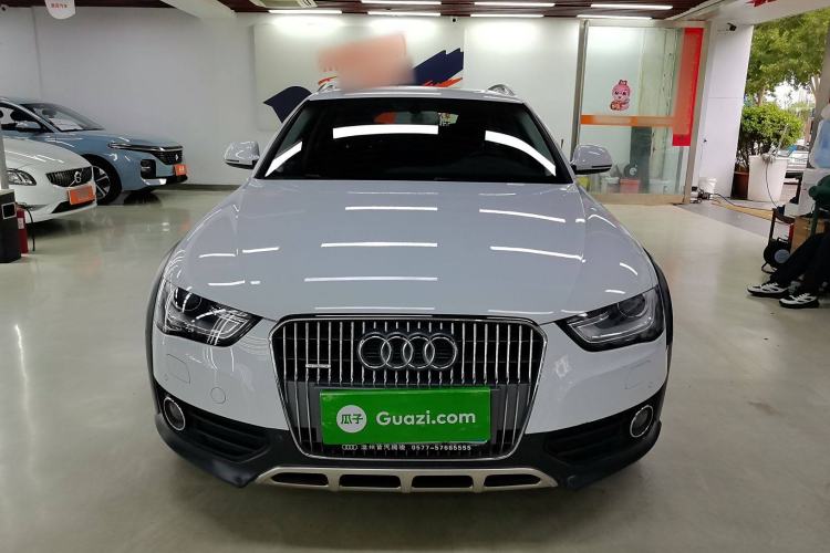 Used Audi A4 2014 40 TFSI allroad quattro plus version Exterior 1