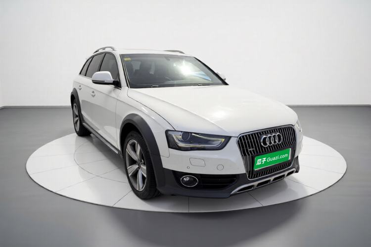 Used Audi A4 2014 40 TFSI allroad quattro plus version Exterior 2