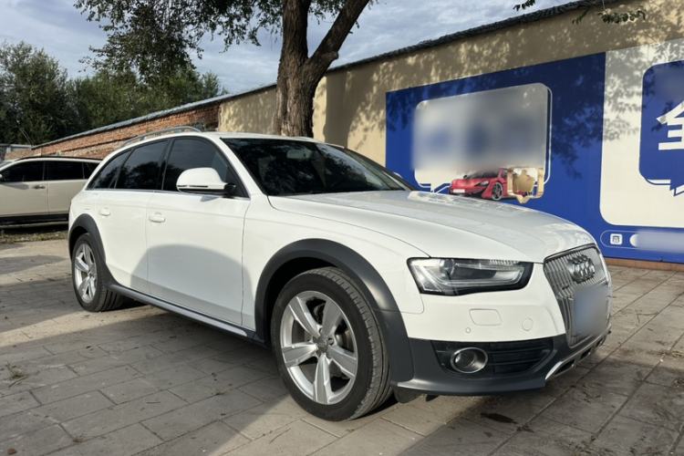 Used Audi A4 2014 40 TFSI allroad quattro plus version Exterior 2