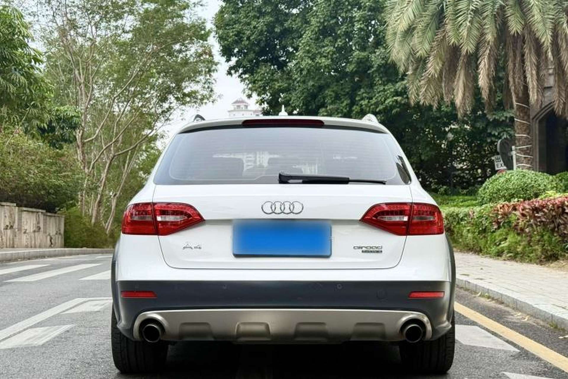 Used Audi A4 2014 40 TFSI allroad quattro plus version Exterior 7