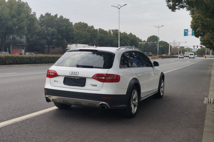 Used Audi A4 2014 40 TFSI allroad quattro plus version Exterior 7