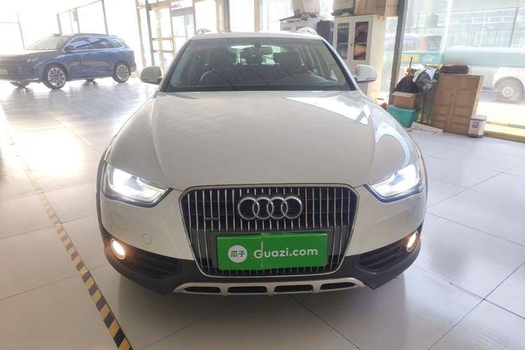 Used Audi A4 2014 40 TFSI allroad quattro plus version Front