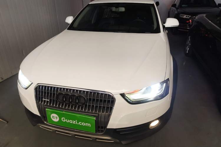 Used Audi A4 2014 40 TFSI allroad quattro plus version Front