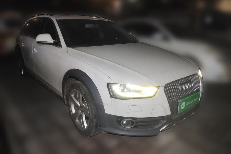 Used Audi A4 2014 40 TFSI allroad quattro plus version Front Right 45 Deg