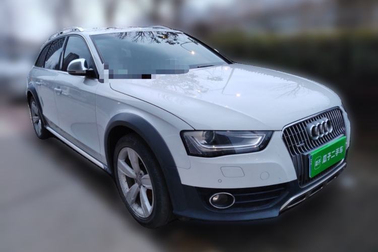 Used Audi A4 2014 40 TFSI allroad quattro plus version Front Right 45 Deg