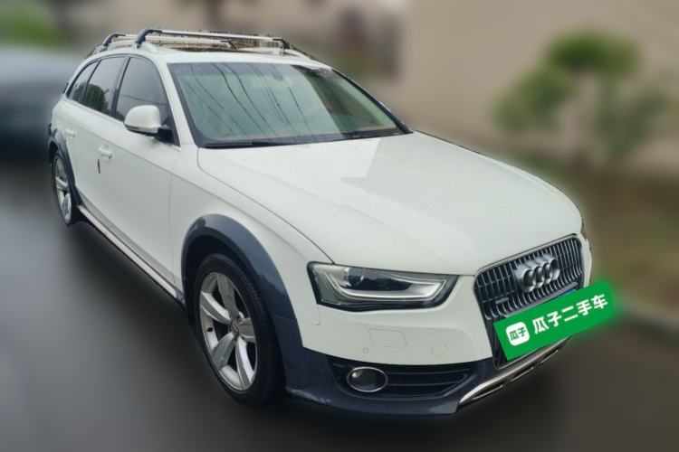 Used Audi A4 2014 40 TFSI allroad quattro plus version Front Right 45 Deg