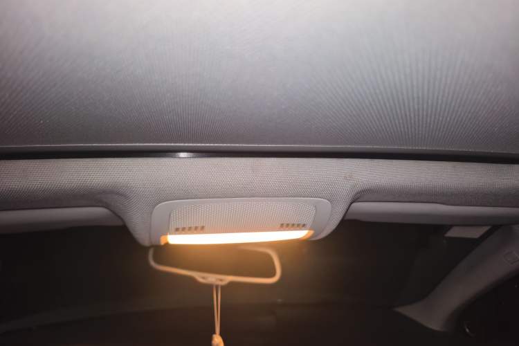 Used Audi A4 2014 40 TFSI allroad quattro plus version Headliner