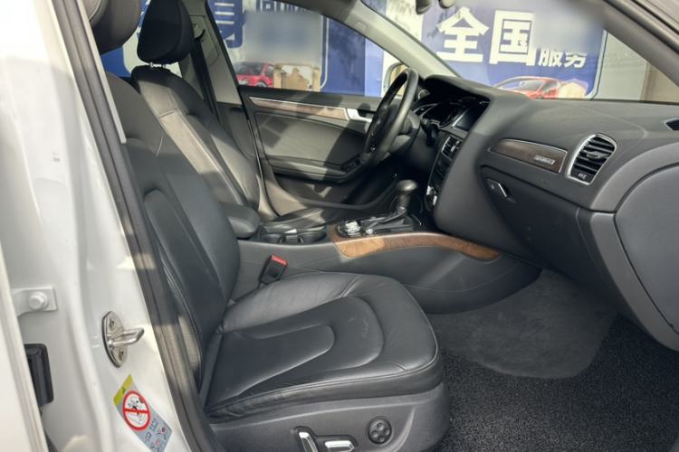 Used Audi A4 2014 40 TFSI allroad quattro plus version Interior 10