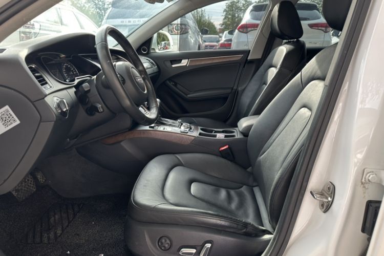 Used Audi A4 2014 40 TFSI allroad quattro plus version Interior 5