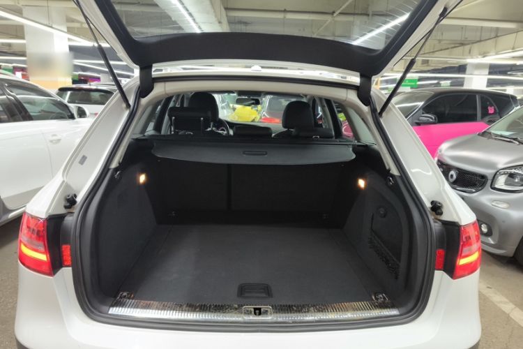 Used Audi A4 2014 40 TFSI allroad quattro plus version Interior 6