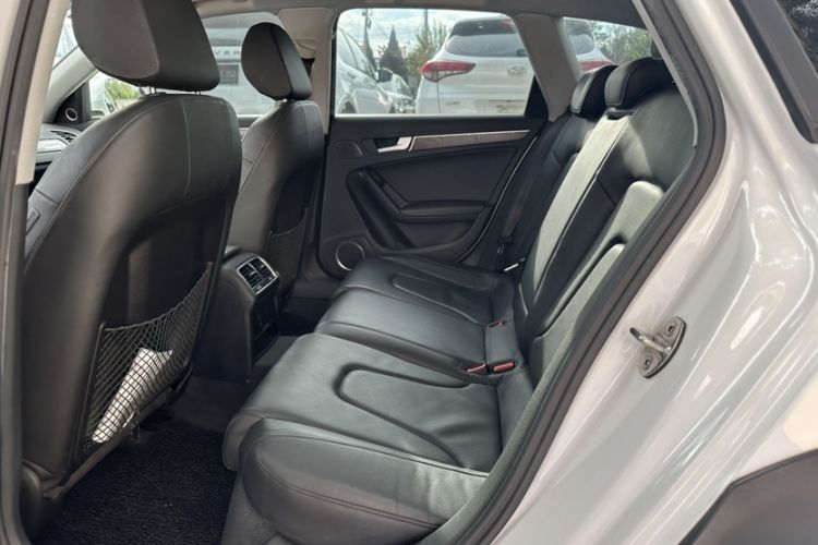 Used Audi A4 2014 40 TFSI allroad quattro plus version Interior 6