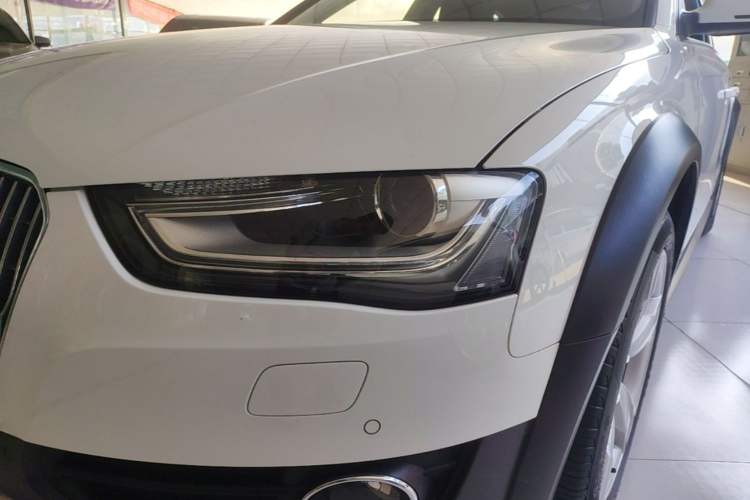 Used Audi A4 2014 40 TFSI allroad quattro plus version Left Front Headlight