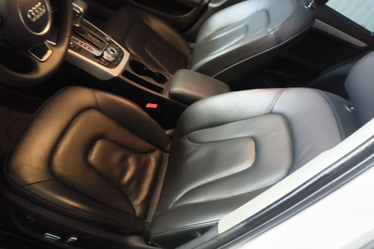 Used Audi A4 2014 40 TFSI allroad quattro plus version Left Front Seat